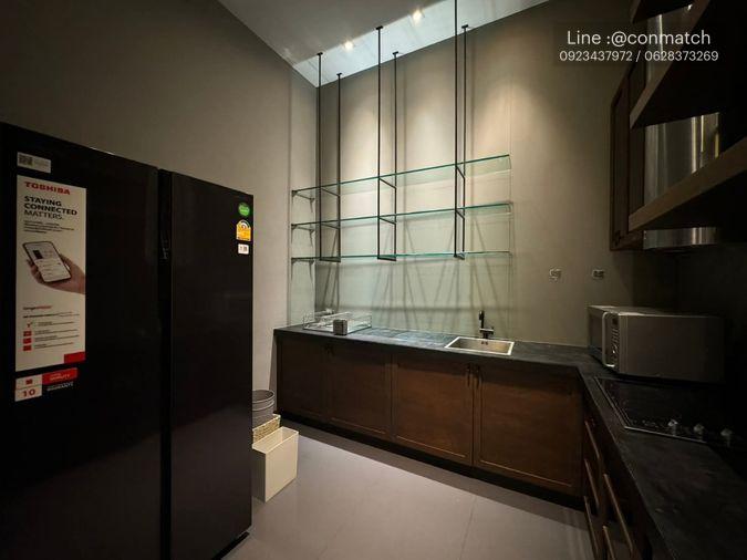 picture 3Bed | 3Bath | BTS Phloen Chit | 266sqm | THB 150,000/mo | Fl.7 — The Crest Ruamrudee Bangkok - 8/10