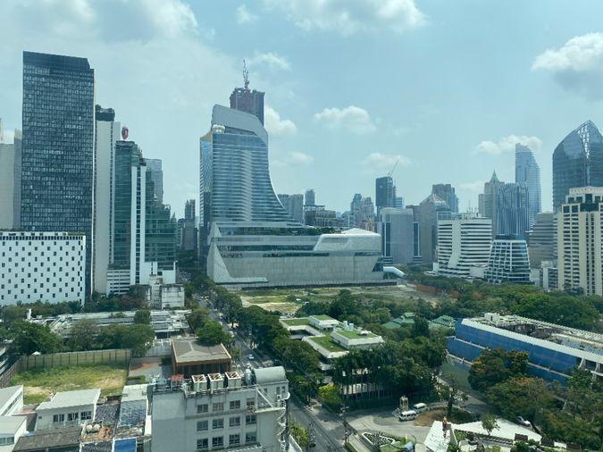 picture 1Bed | 1Bath | BTS Phloen Chit | 35sqm | THB 28,000/mo | Fl.18 — Life One Wireless Bangkok - 10/10