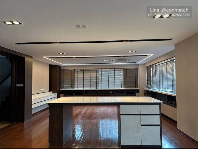 รูป 3 ห้องนอน | 3 ห้องน้ำ | BTS Phloen Chit | 374 ตร.ม. | 250,000 บาท/เดือน | ชั้น 8 — Ploenchit Terrace กรุงเทพฯ - รูปที่ 4/10