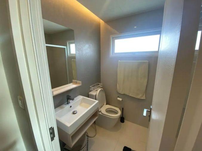 รูป 2 ห้องนอน | 2 ห้องน้ำ | BTS Surasak | 56 ตร.ม. | 25,000 บาท/เดือน | ชั้น 20 — Key Sathorn - Charoenrat กรุงเทพฯ - รูปที่ 4/5