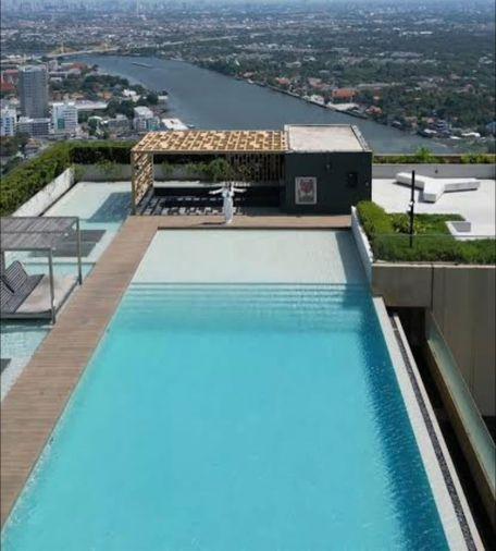 รูป 2 ห้องนอน | 2 ห้องน้ำ | MRT Phra Nang Klao Bridge | 52 ตร.ม. | 28,000 บาท/เดือน | ชั้น 22 — The Politan Rive กรุงเทพฯ - รูปที่ 1/10