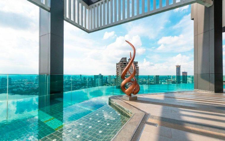 รูป 1 ห้องนอน | 1 ห้องน้ำ | BTS Saphan Taksin | 45 ตร.ม. | 28,000 บาท/เดือน | ชั้น 33 — Rhythm Sathorn กรุงเทพฯ - รูปที่ 3/10