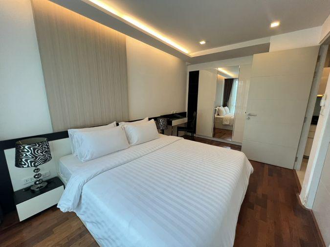 picture 1Bed | 1Bath | BTS Phrom Phong | 40sqm | THB 37,000/mo | Fl.3 — Beverly 33 Bangkok - 1/7