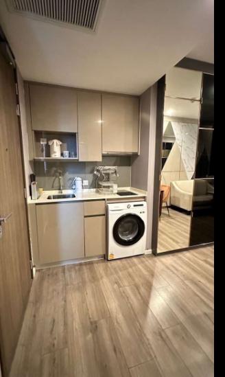 picture 1Bed | 1Bath | BTS Punnawithi | 45sqm | THB 35,000/mo | Fl.28 — Whizdom Essence Sukhumvit Bangkok - 10/10
