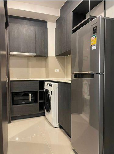 picture 1Bed | 1Bath | MRT Huai Khwang | 36sqm | THB 21,000/mo | Fl.9 — XT Huaikhwang Bangkok - 6/10