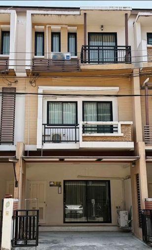 รูป 3 ห้องนอน | 3 ห้องน้ำ | BTS Si Kritha | 170 ตร.ม. | 28,000 บาท/เดือน | ชั้น 1 — Bliz Condominium Rama 9 - Hua Mak กรุงเทพฯ - รูปที่ 2/10