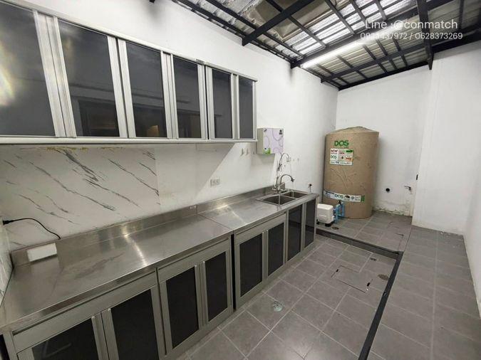รูป 2 ห้องนอน | 3 ห้องน้ำ | BTS Nopparat | 190 ตร.ม. | 45,000 บาท/เดือน | ชั้น 1 — Townhome กรุงเทพฯ - รูปที่ 1/10