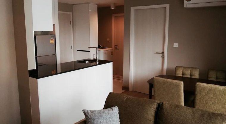 picture 2Bed | 2Bath | BTS Phrom Phong | 60sqm | THB 48,000/mo | Fl.3 — Maestro 39 Bangkok - 2/10