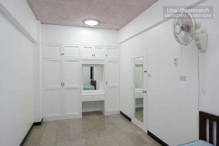 picture 1Bed | 1Bath | BTS Phloen Chit | 45sqm | THB 14,000/mo | Fl.9 — Ruenrudee Condominium Bangkok - 9/10