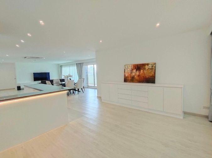 รูป 2 ห้องนอน | 2 ห้องน้ำ | BTS Sala Daeng | 144 ตร.ม. | 75,000 บาท/เดือน | ชั้น 11 — Silom Condominium กรุงเทพฯ - รูปที่ 1/9