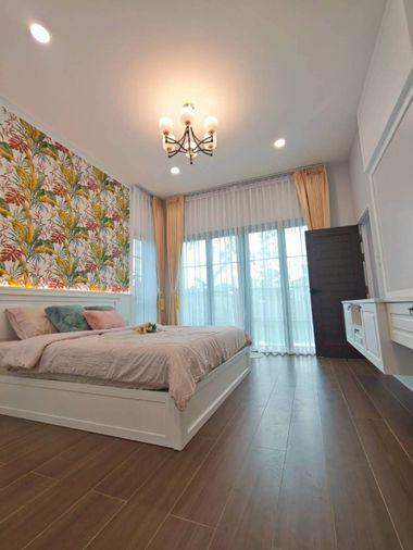 รูป 🏡✨ ขายพูลวิลล่าสร้างใหม่ 2 ชั้น พร้อมเฟอร์นิเจอร์ ทำเลสารภี เชียงใหม่ #CSRP101305 - รูปที่ 9/15