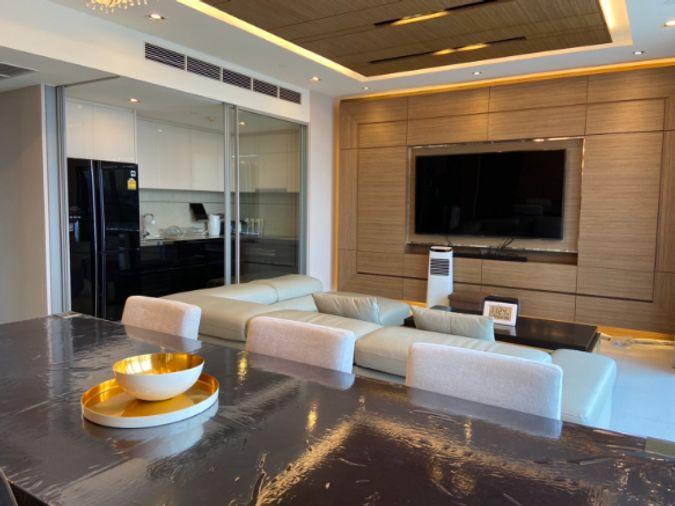 รูป 2 ห้องนอน | 2 ห้องน้ำ | BTS Surasak | 116 ตร.ม. | 79,000 บาท/เดือน | ชั้น 9 — The Bangkok Sathorn กรุงเทพฯ - รูปที่ 6/10