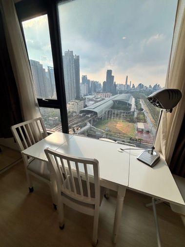 รูป 1 ห้องนอน | 1 ห้องน้ำ | MRT Phetchaburi | 31 ตร.ม. | 19,000 บาท/เดือน | ชั้น 21 — Life Asoke กรุงเทพฯ - รูปที่ 6/10