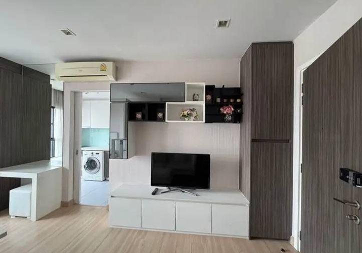 รูป 1 ห้องนอน | 1 ห้องน้ำ | BTS Krung Thon Buri | 32 ตร.ม. | 15,000 บาท/เดือน | ชั้น 21 — Urbano Absolute Sathon-Taksin กรุงเทพฯ - รูปที่ 9/10