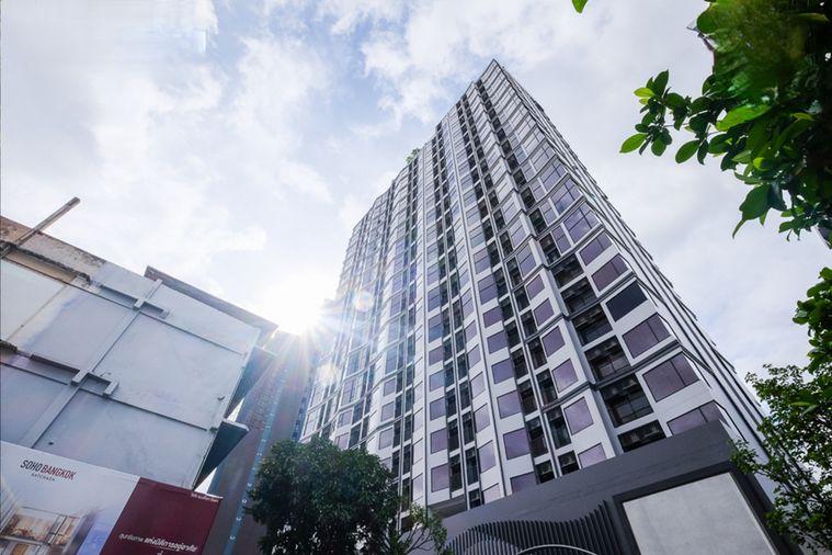 picture 1Bed | 1Bath | MRT Huai Khwang | 26sqm | THB 23,000/mo | Fl.6 — Soho Bangkok Ratchada Bangkok - 5/10