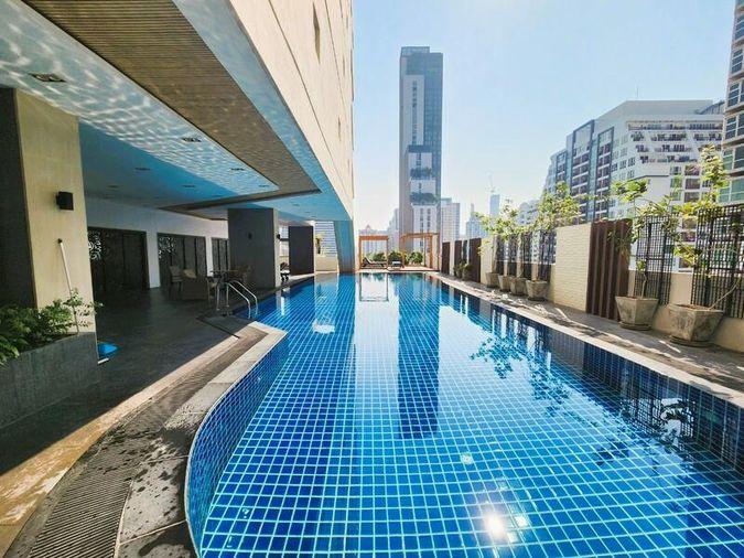 picture 1Bed | 1Bath | BTS Nana | 28sqm | THB 28,000/mo | Fl.18 — Sukhumvit Suite Bangkok - 3/8