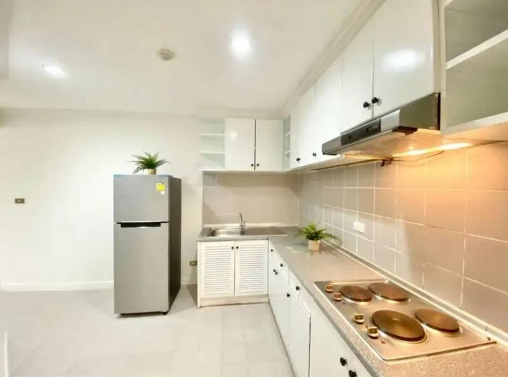 picture 2Bed | 2Bath | BTS Thong Lo | 127sqm | THB 39,000/mo | Fl.3 — Waterford Park Condominium Bangkok - 3/10