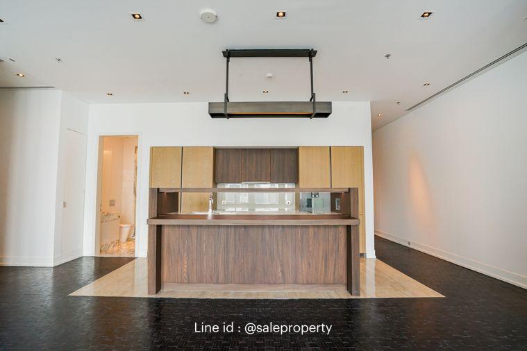 picture 3-Bedroom Luxury Living at The Ritz-Carlton Residences - 4/21
