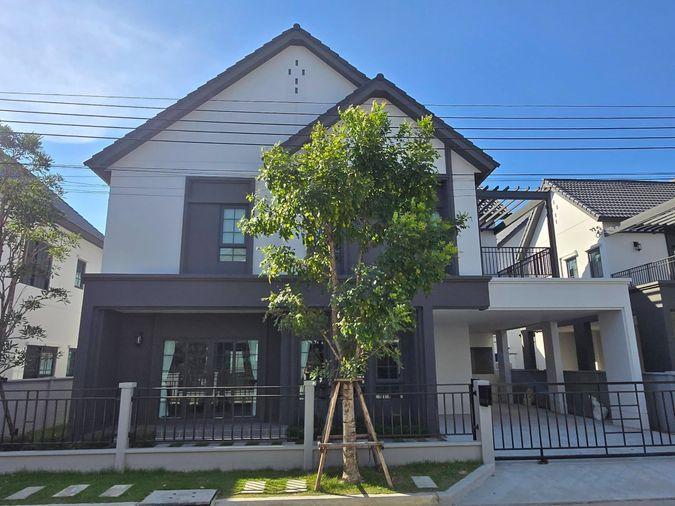 รูป 🏡#MT2607_065 🏡💥ด่วน💥ว่างชัวร์ รีบคลิก ก่อนหลุดมือ‼️ 𝗙𝗼𝗿 𝗥𝗲𝗻𝘁 1️⃣3️⃣0️⃣k.🔥🔥 โครงการ เซนโทร บางนา  - รูปที่ 1/20