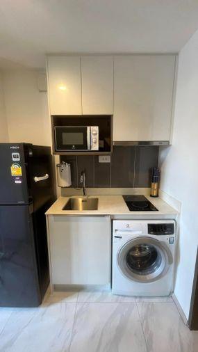 รูป สตูดิโอ | 1 ห้องน้ำ | MRT Phetchaburi | 28 ตร.ม. | 17,000 บาท/เดือน | ชั้น 31 — Ideo Mobi Asoke กรุงเทพฯ - รูปที่ 3/5