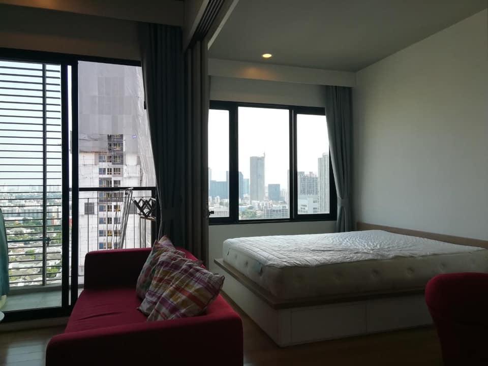 picture 1Bed | 1Bath | BTS On Nut | 40sqm | THB 15,000/mo | Fl.19 — Blocs 77 Bangkok - 1/4
