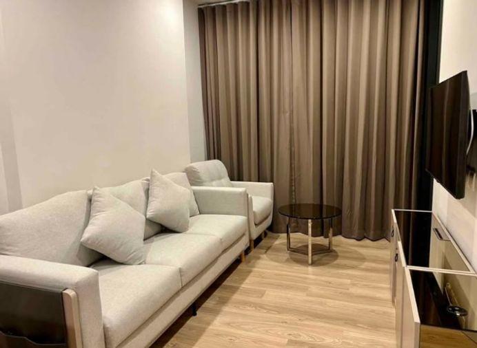 รูป 1 ห้องนอน | 1 ห้องน้ำ | BTS Thong Lo | 34 ตร.ม. | 22,000 บาท/เดือน | ชั้น 33 — Oka Haus Sukhumvit 36 กรุงเทพฯ - รูปที่ 4/10