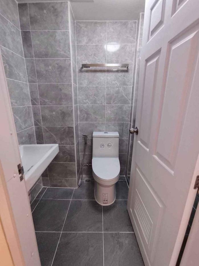 picture 1Bed | 1Bath | BTS Mahat Thai | 28sqm | THB 10,000/mo | Fl.7 — Lumpini Condo Town Bodindecha Sation Bangkok - 1/9