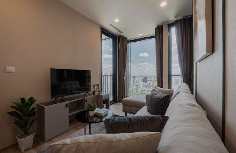รูป 1 ห้องนอน | 1 ห้องน้ำ | BTS Thong Lo | 36 ตร.ม. | 24,000 บาท/เดือน | ชั้น 39 — Oka Haus Sukhumvit 36 กรุงเทพฯ - รูปที่ 7/10