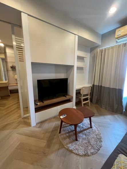 picture 1Bed | 1Bath | BTS Krung Thon Buri | 38sqm | THB 22,000/mo | Fl.21 — Q House Bangkok - 4/5