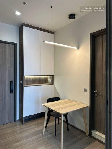รูป 1 ห้องนอน | 1 ห้องน้ำ | BTS Saphan Taksin | 37 ตร.ม. | 27,000 บาท/เดือน | ชั้น 33 — Rhythm Charoenkrung Pavilion กรุงเทพฯ - รูปที่ 2/10