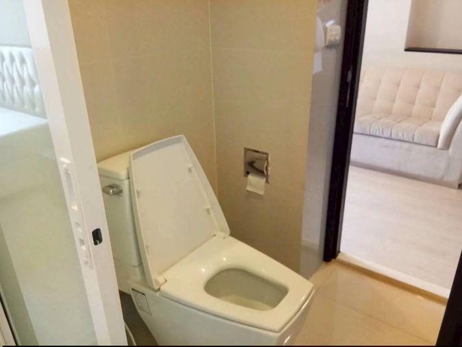 รูป 1 ห้องนอน | 1 ห้องน้ำ | BTS Phra Khanong | 35 ตร.ม. | 20,000 บาท/เดือน | ชั้น 22 — Rhythm Sukhumvit 44/1 กรุงเทพฯ - รูปที่ 4/9