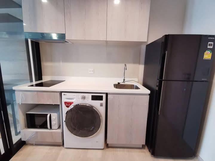 picture 1Bed | 1Bath | BTS Phloen Chit | 24sqm | THB 18,000/mo | Fl.16 — Life One Wireless Bangkok - 9/10