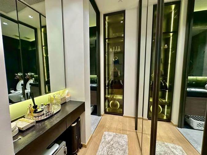 picture 1Bed | 1Bath | BTS Chit Lom | 45sqm | THB 65,000/mo | Fl.16 — 28 Chidlom Bangkok - 4/5