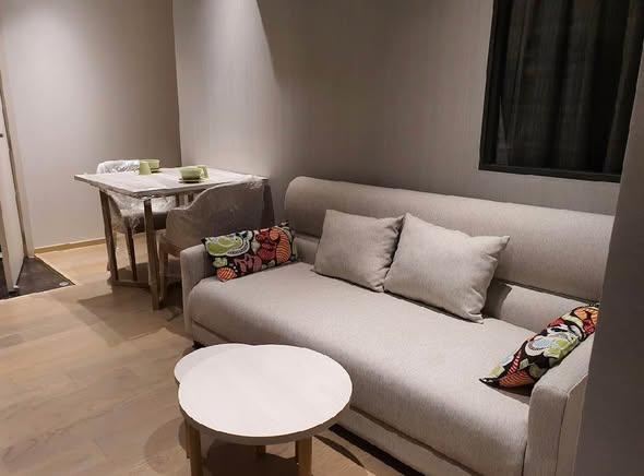 picture 1Bed | 1Bath | BTS Thong Lo | 31sqm | THB 14,000/mo | Fl.5 — Runesu Thonglor 5 Bangkok - 1/2
