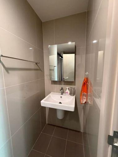 picture 1Bed | 1Bath | BTS Thong Lo | 33sqm | THB 18,000/mo | Fl.19 — The Base Phetchaburi-Thonglor Bangkok - 10/10