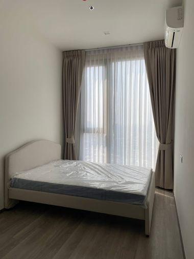 รูป 3 ห้องนอน | 4 ห้องน้ำ | BTS Saphan Taksin | 135 ตร.ม. | 130,000 บาท/เดือน | ชั้น 33 — Rhythm Charoenkrung Pavillion กรุงเทพฯ - รูปที่ 9/10