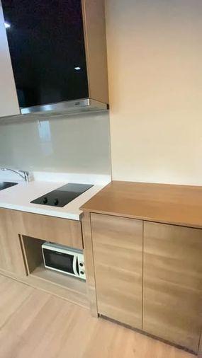 รูป 1 ห้องนอน | 1 ห้องน้ำ | BTS Saphan Taksin | 40 ตร.ม. | 35,000 บาท/เดือน | ชั้น 36 — Rhythm Sathorn กรุงเทพฯ - รูปที่ 1/5