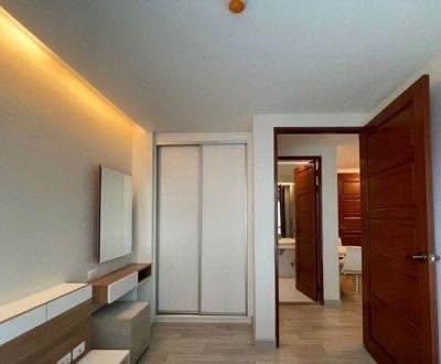 picture 1Bed | 1Bath | MRT Huai Khwang | 28sqm | THB 12,000/mo | Fl.6 — Emerald Ratchada Condo Bangkok - 1/2