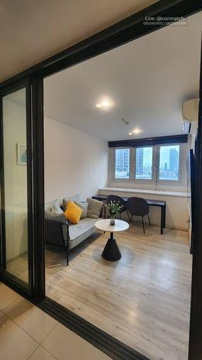 picture 1Bed | 1Bath | MRT Huai Khwang | 35sqm | THB 21,000/mo | Fl.9 — XT Huaikhwang Bangkok - 2/5