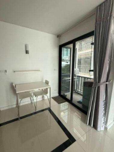 รูป 1 ห้องนอน | 2 ห้องน้ำ | BTS Asok | 44 ตร.ม. | 23,000 บาท/เดือน | ชั้น 4 — Le Cote Sukhumvit 14 กรุงเทพฯ - รูปที่ 6/9