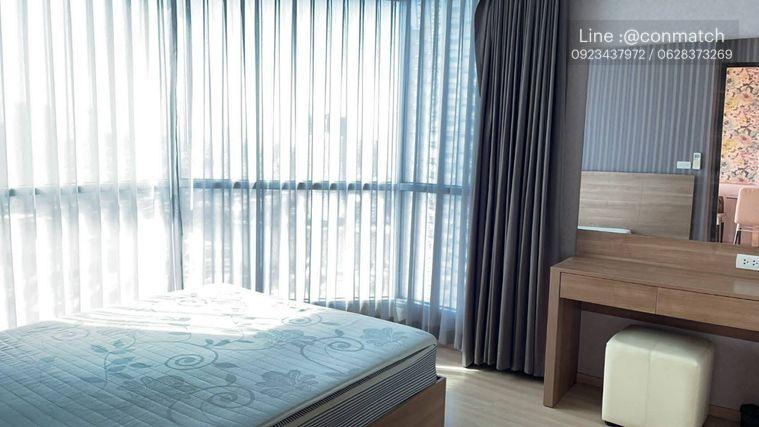 รูป 1 ห้องนอน | 1 ห้องน้ำ | BTS Saphan Taksin | 39 ตร.ม. | 20,000 บาท/เดือน | ชั้น 30 — Rhythm Sathorn กรุงเทพฯ - รูปที่ 1/4