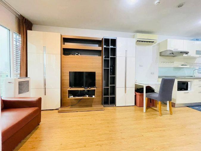 รูป 1 ห้องนอน | 1 ห้องน้ำ | BTS Krung Thon Buri | 40 ตร.ม. | 13,000 บาท/เดือน | ชั้น 6 — Tourmaline Gold Sathorn-Taksin กรุงเทพฯ - รูปที่ 2/10