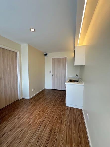 picture 1Bed | 1Bath | BTS Wutthakat | 30sqm | THB 7,000/mo | Fl.5 — Grand Condominium Bangkok - 3/5