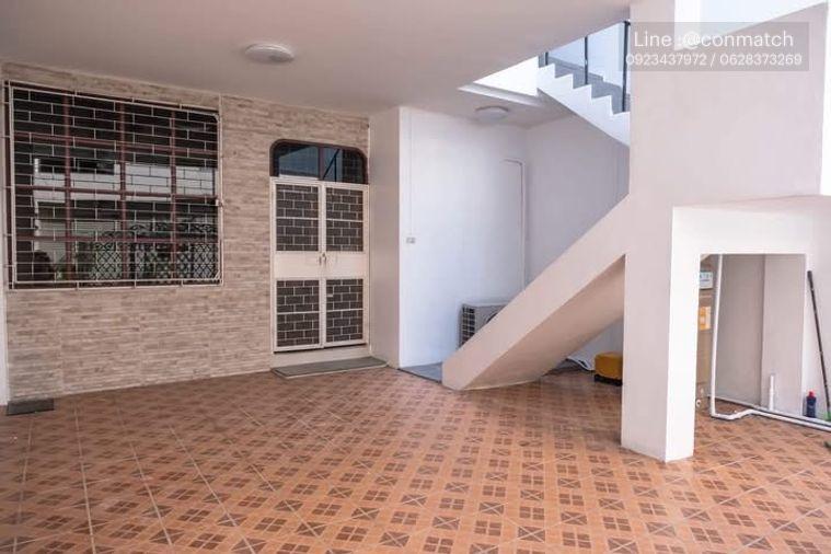 รูป 3 ห้องนอน | 3 ห้องน้ำ | BTS Phra Khanong | 250 ตร.ม. | 70,000 บาท/เดือน | ชั้น 1 — Sukhumvit 93 กรุงเทพฯ - รูปที่ 4/10