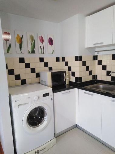 รูป 2 ห้องนอน | 1 ห้องน้ำ | MRT Huai Khwang | 48 ตร.ม. | 18,000 บาท/เดือน | ชั้น 8 — Chateau In Town Ratchada 17 กรุงเทพฯ - รูปที่ 9/10