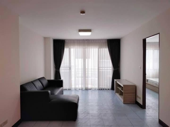 picture 1Bed | 1Bath | BTS Wongwian Yai | 54sqm | THB 18,000/mo | Fl.4 — Sathorn Place Bangkok - 3/7