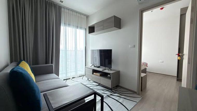 picture 1Bed | 1Bath | BTS Thong Lo | 33sqm | THB 20,000/mo | Fl.19 — The Base Phetchaburi-Thonglor Bangkok - 1/5