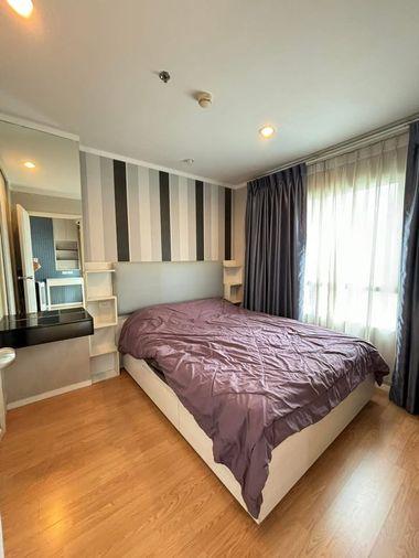 รูป 1 ห้องนอน | 1 ห้องน้ำ | BTS Saphan Taksin | 33 ตร.ม. | 14,000 บาท/เดือน | ชั้น 12 — Lumpini Place Srinakarin กรุงเทพฯ - รูปที่ 1/5