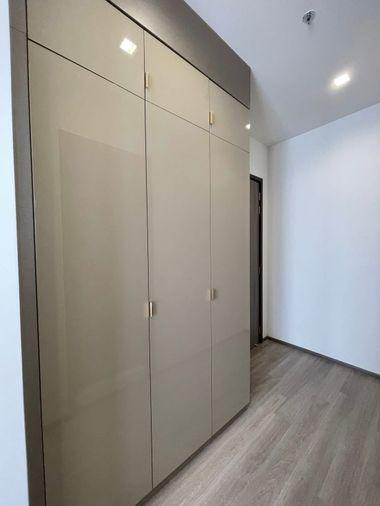 รูป 3 ห้องนอน | 4 ห้องน้ำ | BTS Saphan Taksin | 135 ตร.ม. | 130,000 บาท/เดือน | ชั้น 33 — Rhythm Charoenkrung Pavillion กรุงเทพฯ - รูปที่ 1/10