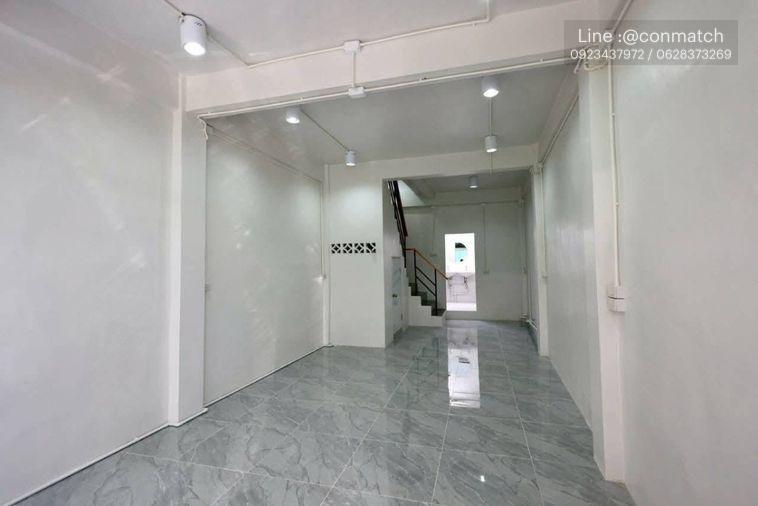 รูป 6 ห้องนอน | 2 ห้องน้ำ | BTS Saint Louis | 180 ตร.ม. | 40,000 บาท/เดือน | ชั้น 1 — The Room Sathorn-St.louis กรุงเทพฯ - รูปที่ 4/10
